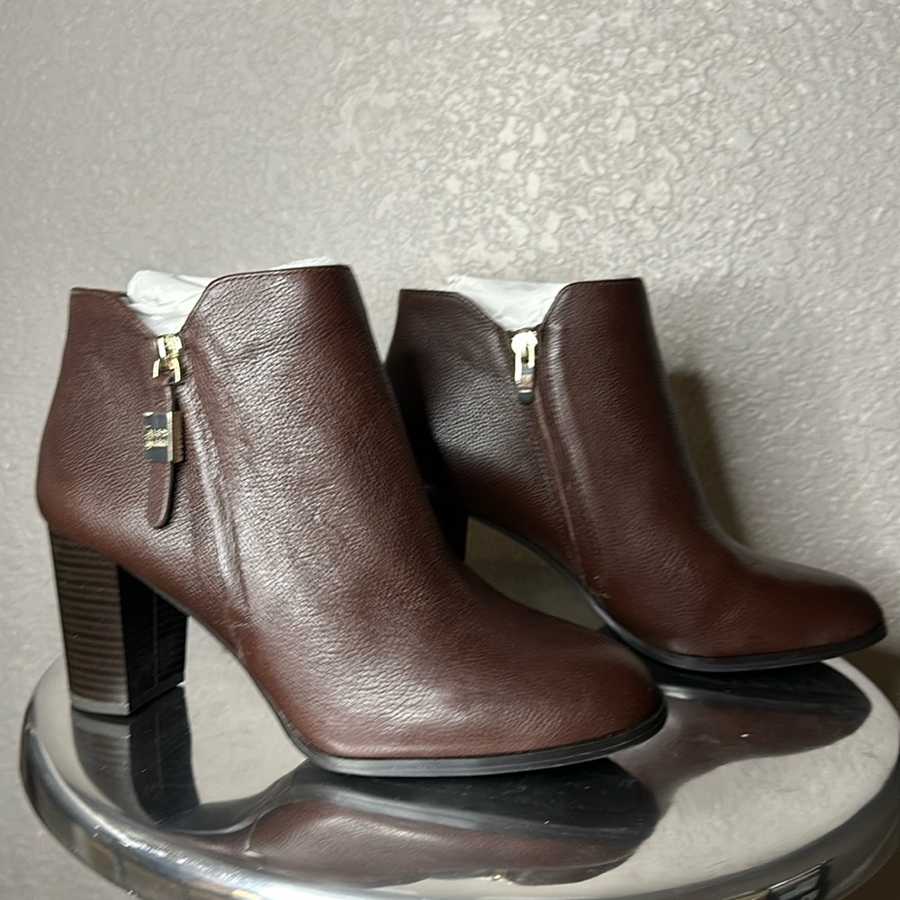Alex Marie Brown Alford Bootie,’ size 9